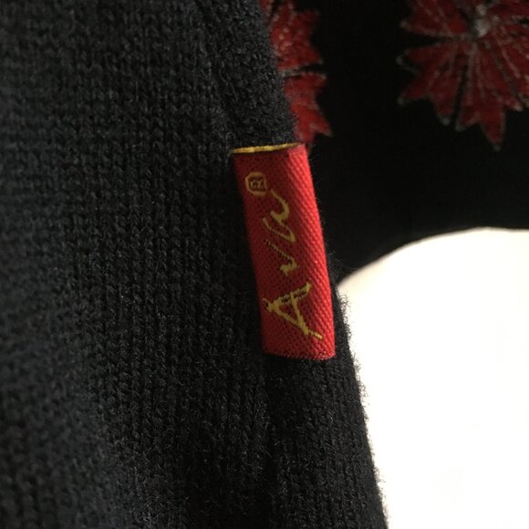 Ava Silver Stitched Red Carnation Festive Buttoned Knit Tunic Sweater - Picture 10 of 16